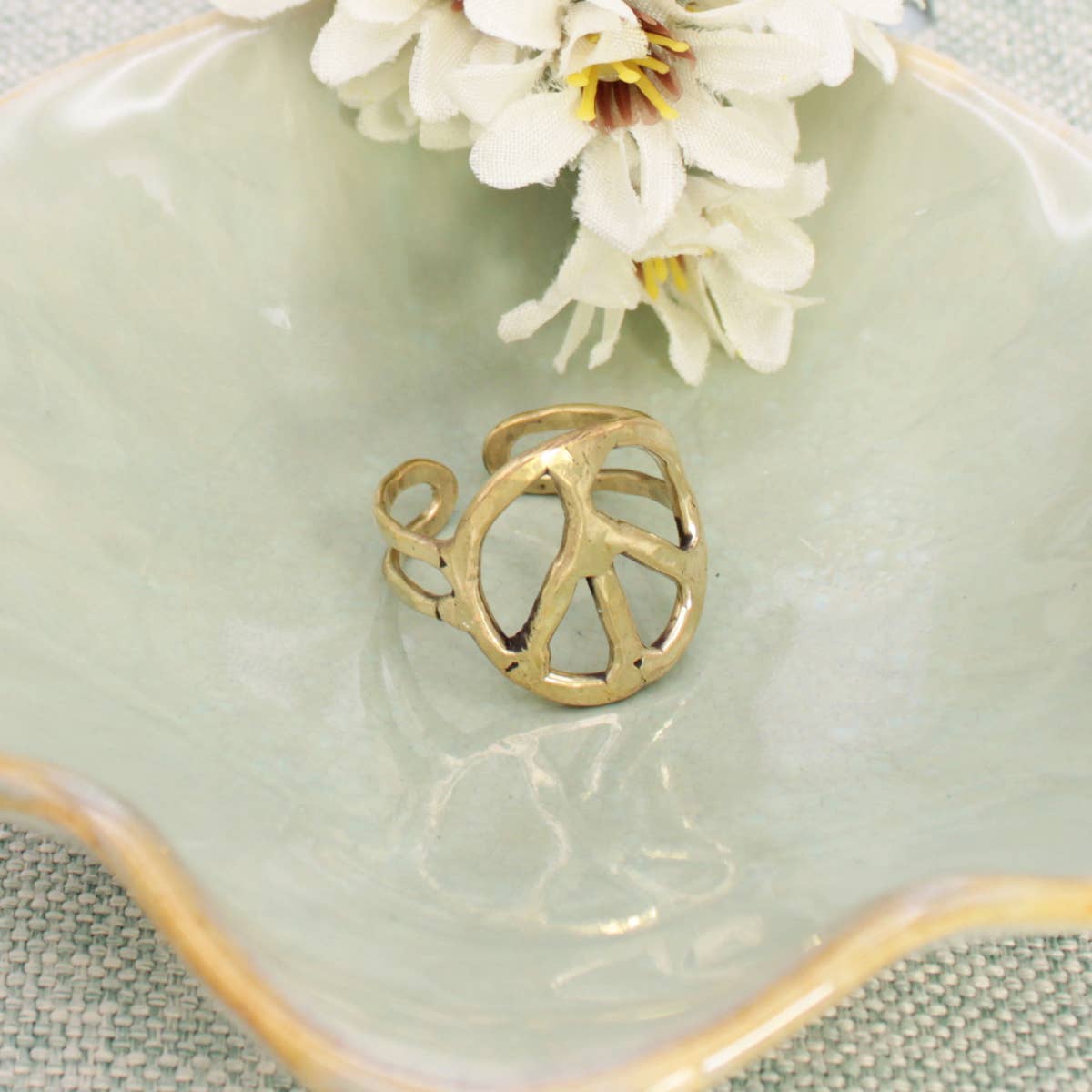 Woodstock Vibes Peace Sign Ring - Choice of Gold or Silver