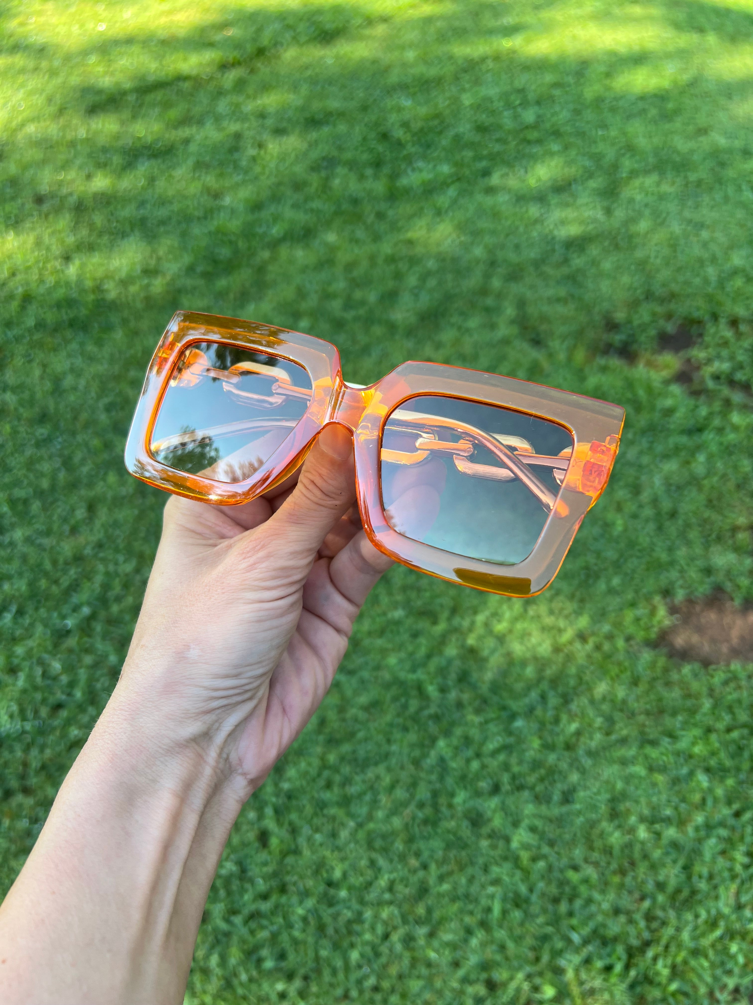 Cheap & Cute Sunglasses – Trendy Everyday Loser Sunnies