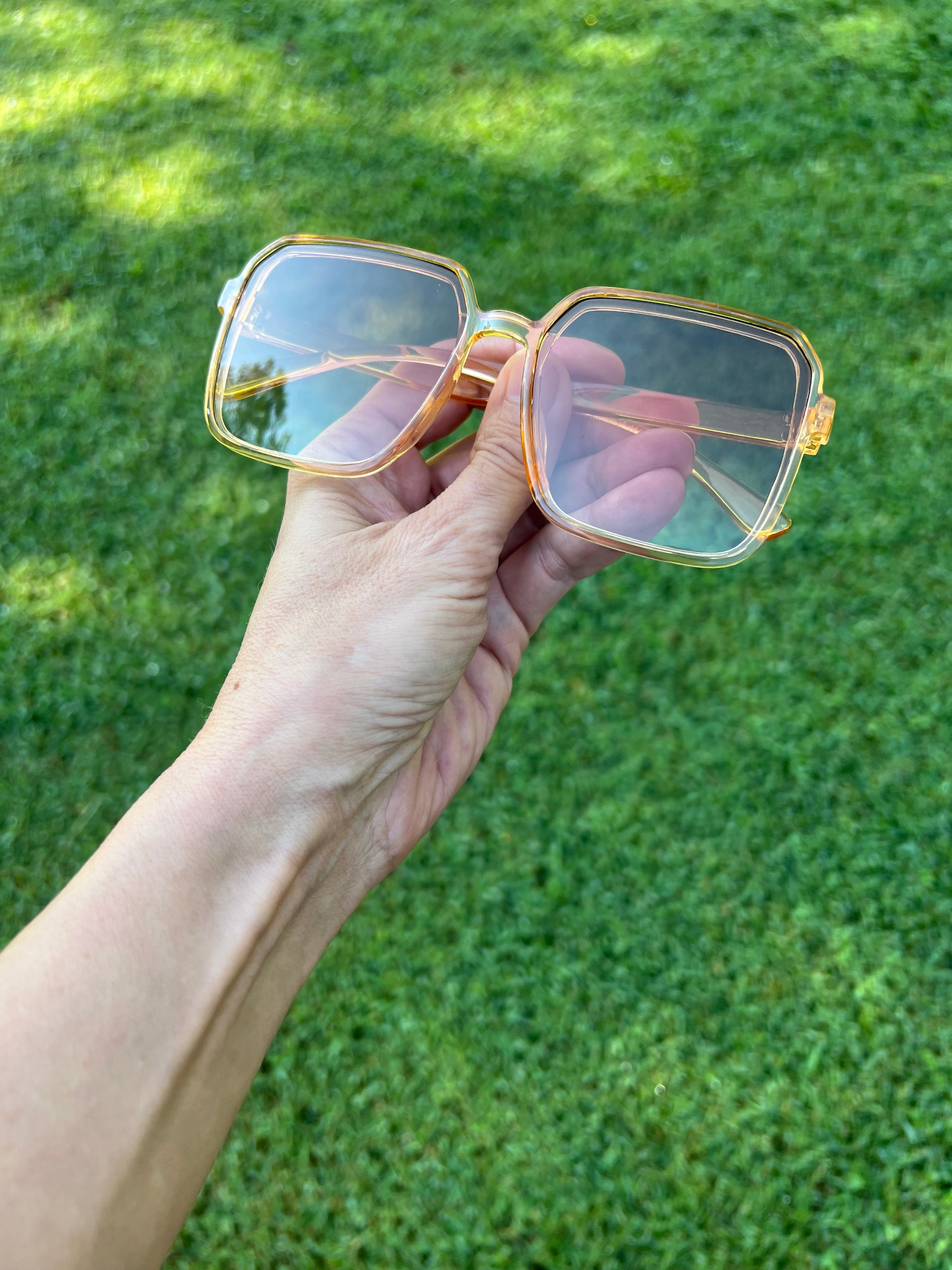 Cheap & Cute Sunglasses – Trendy Everyday Loser Sunnies