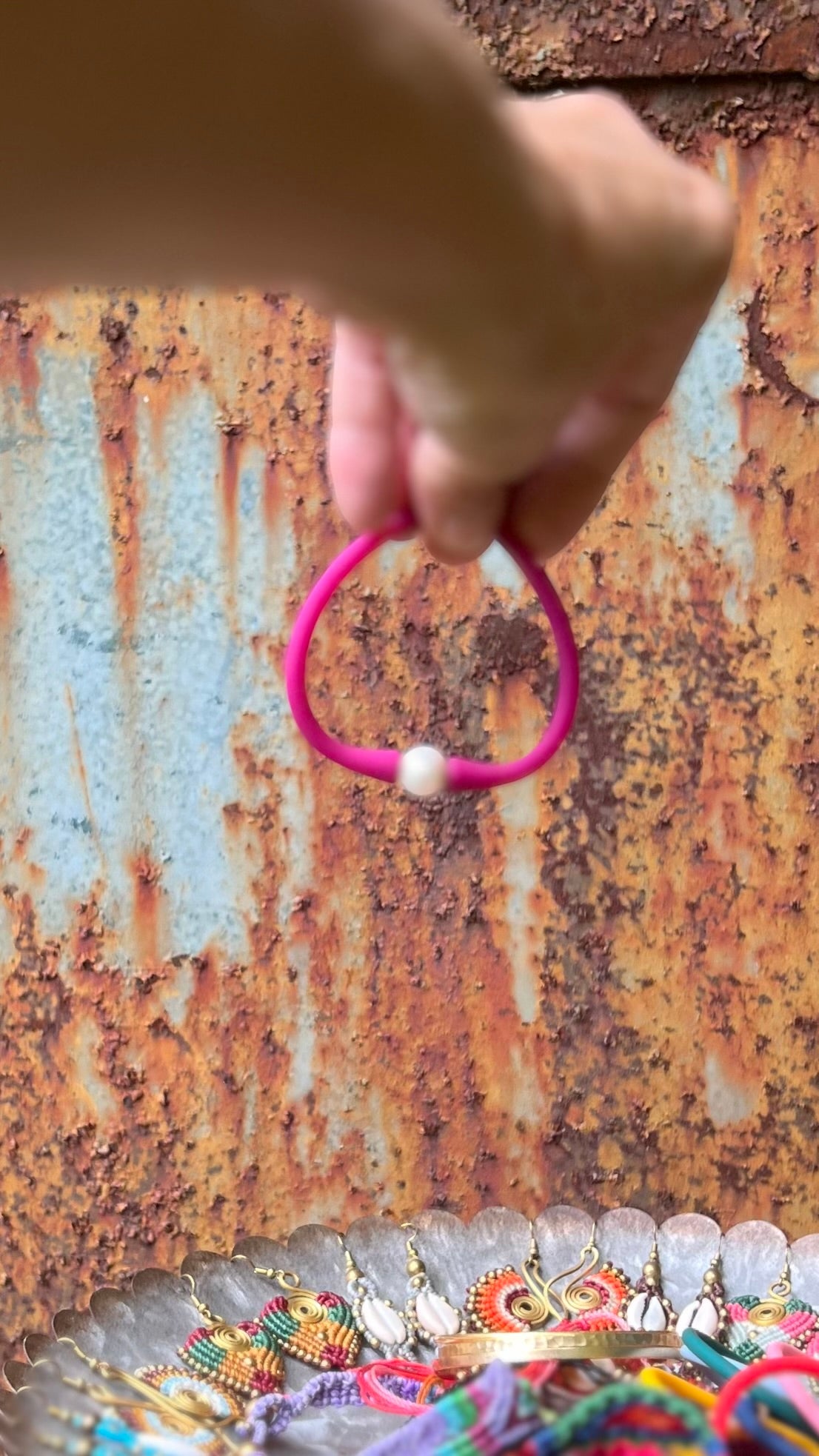 Waterproof Silicone Bangle with Large Natural Freshwater Pearl